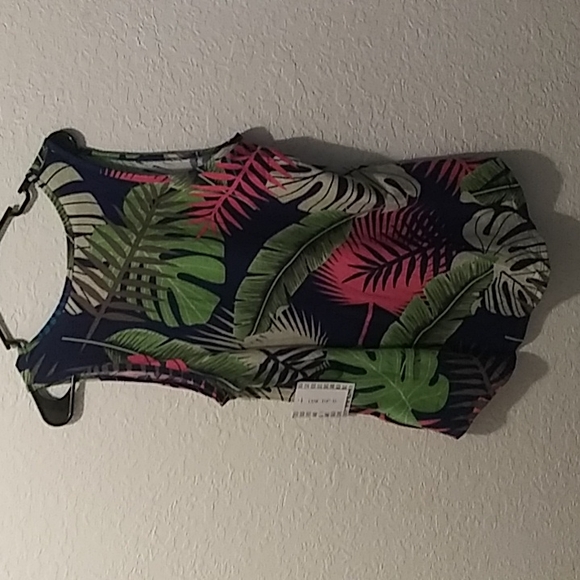 Lularoe Tank top - Picture 2 of 5